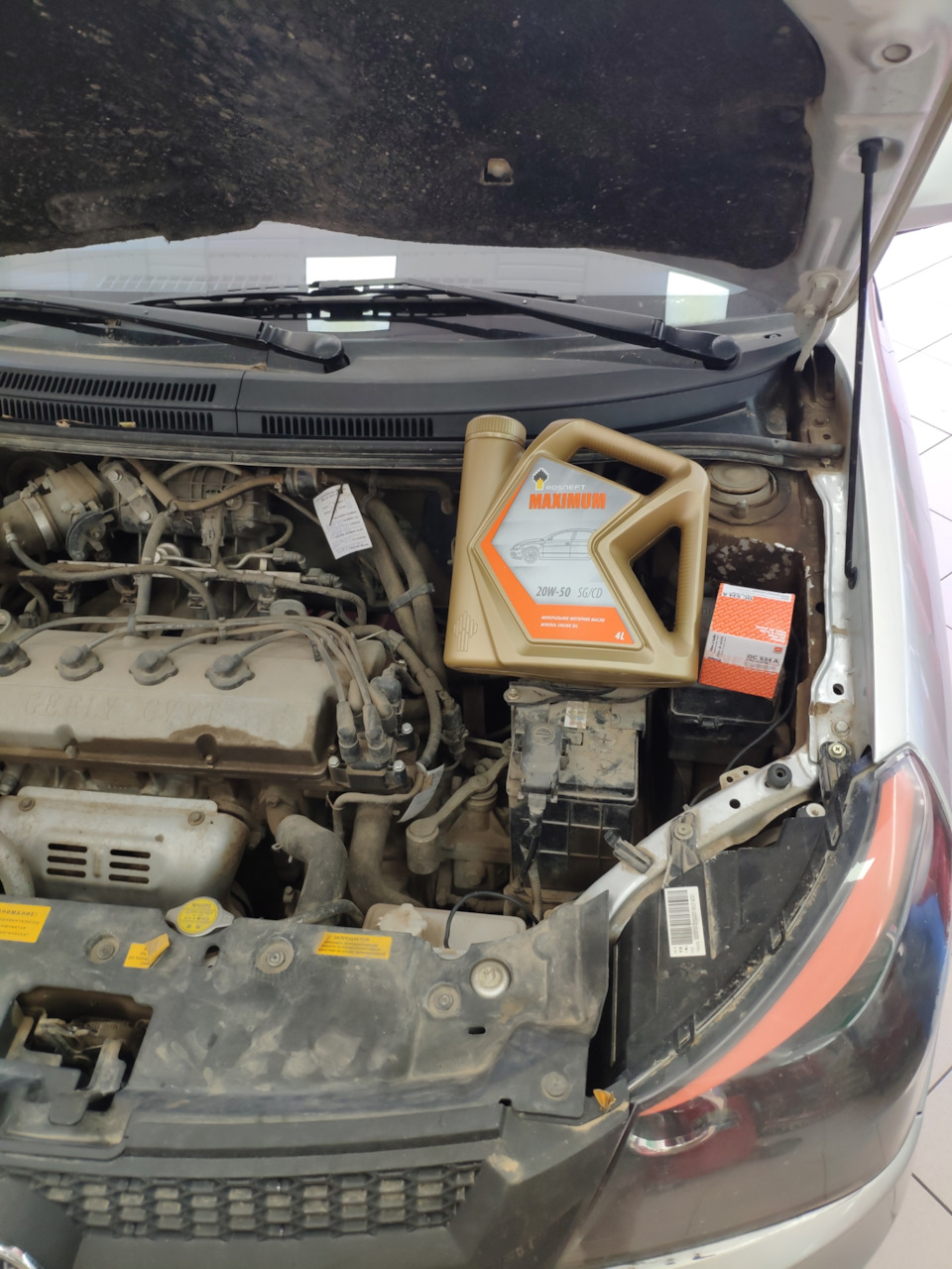ТО-3. И снова 20w50 Роснефть Максимум — Geely GC6, 1,5 л, 2014 года ...