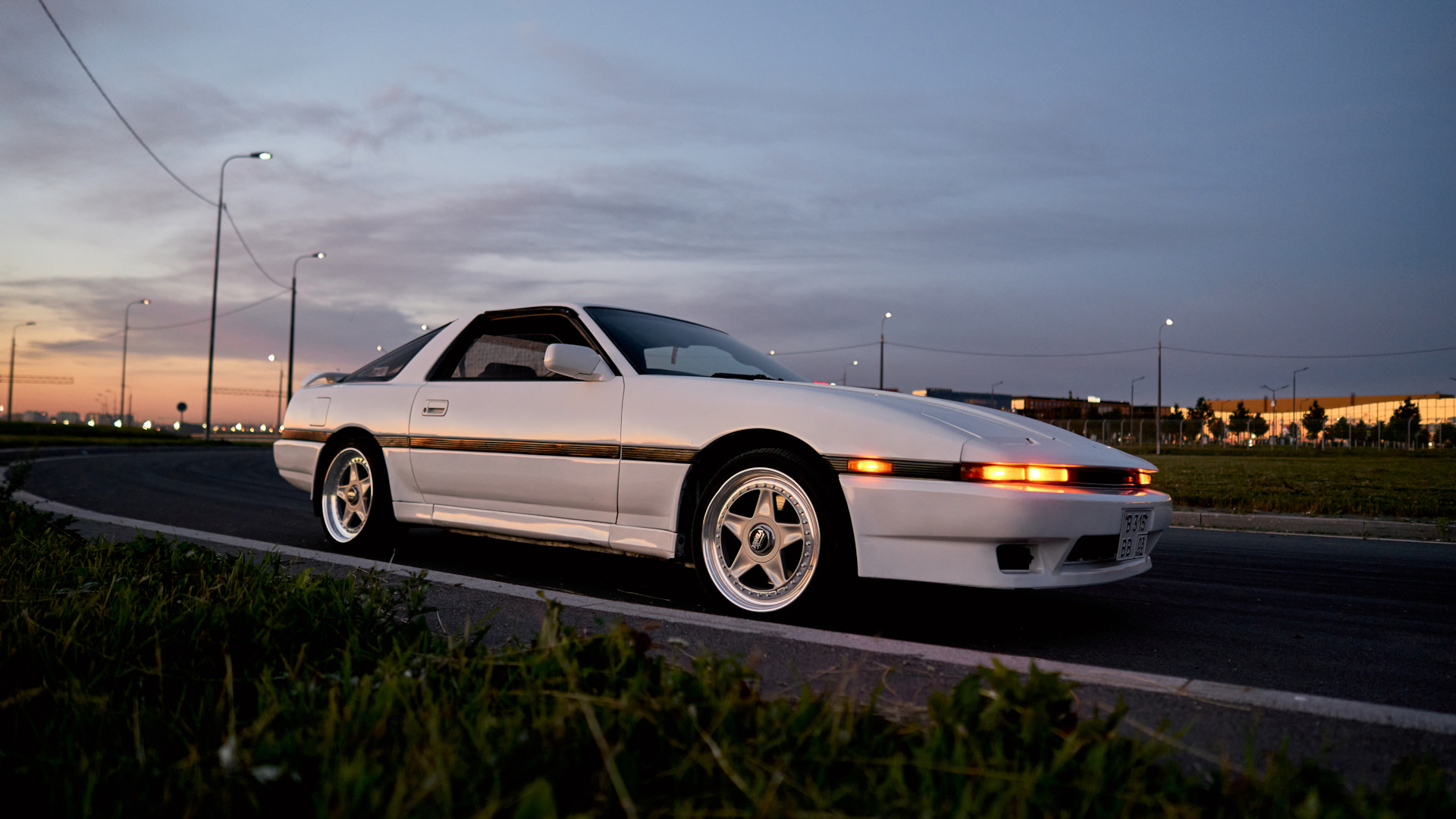 Toyota Supra (70) 2.0 бензиновый 1986 | luxuri coupe на DRIVE2