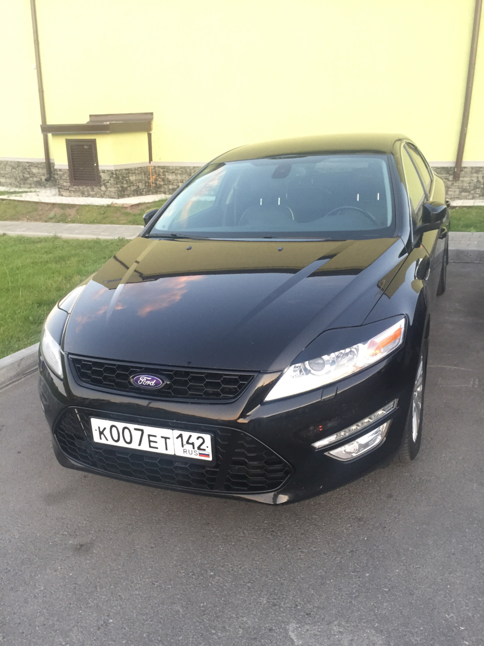 Реснички на фары — Ford Mondeo IV, 2,3 л, 2012 года | тюнинг | DRIVE2