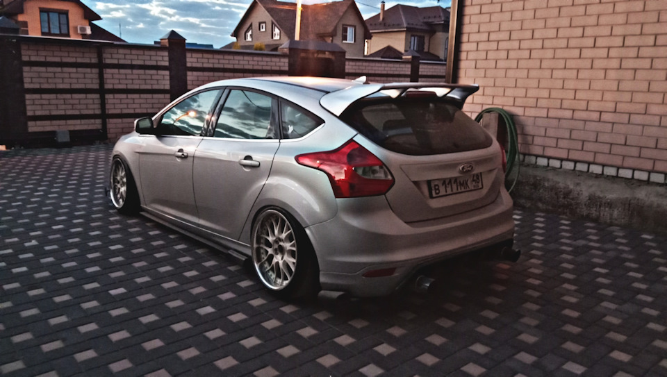 Ford Focus 3 stance