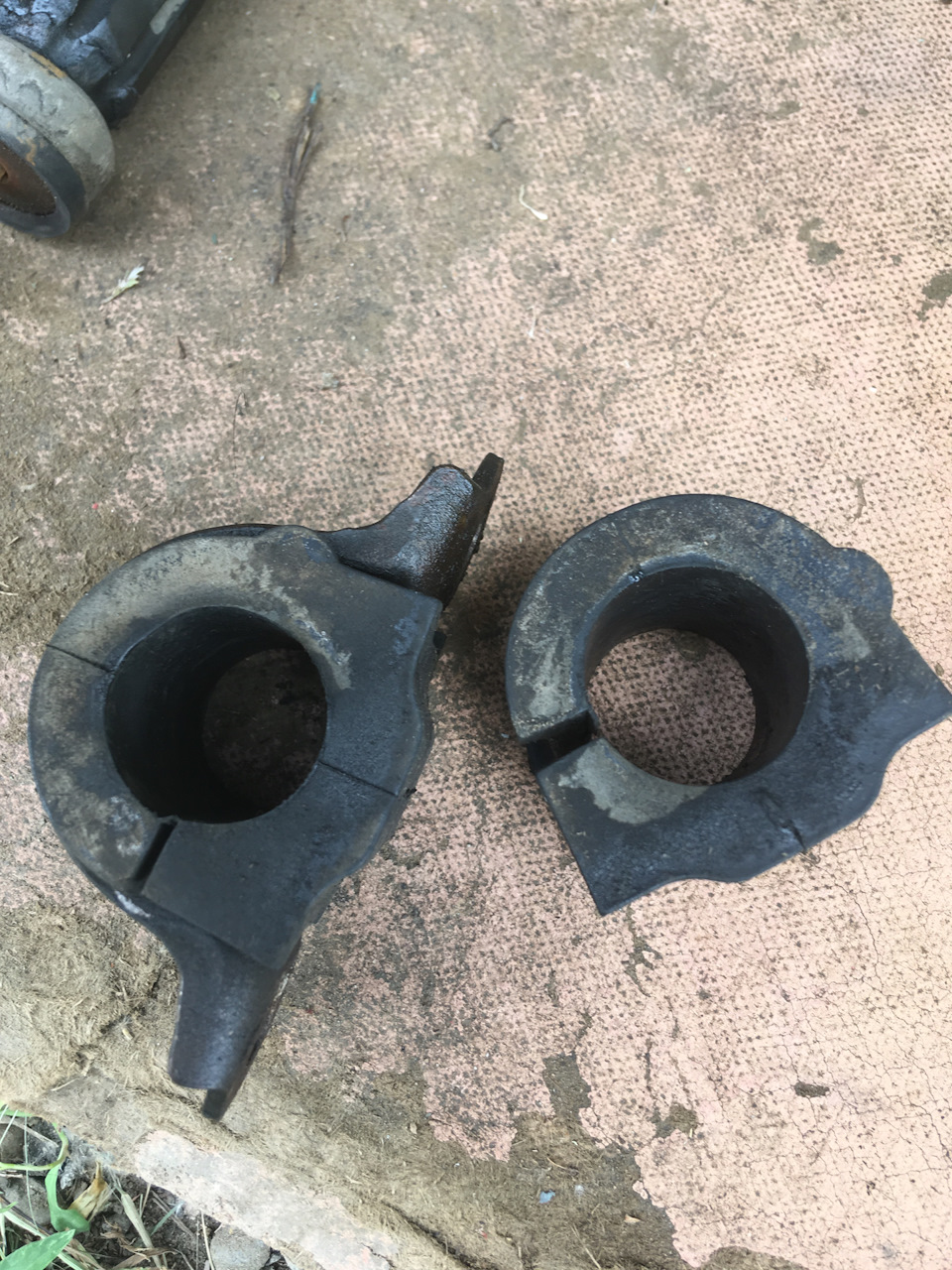 Полиуретан или резина? Замена втулок и стоек стабилизатора ...