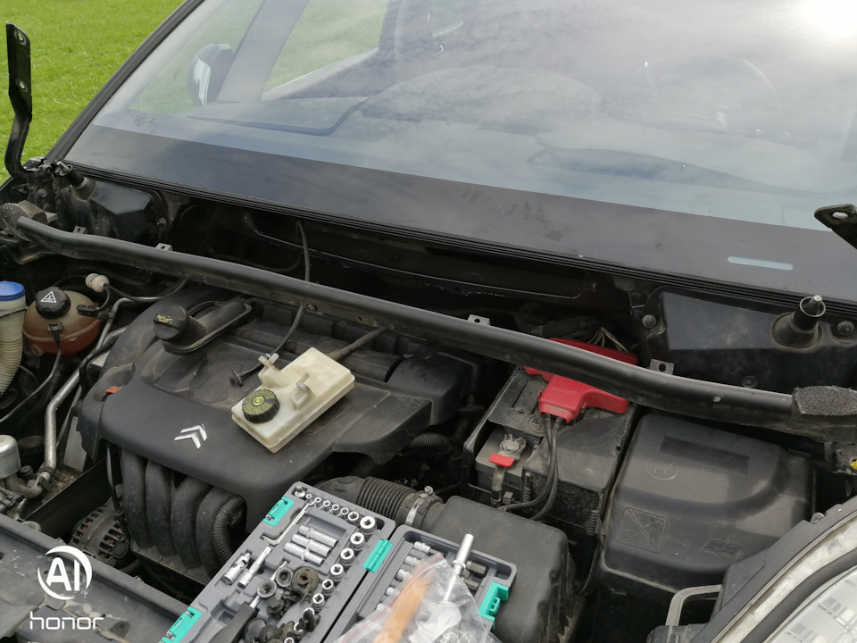 Фото в бортжурнале Citroen C4 Picasso (1G)