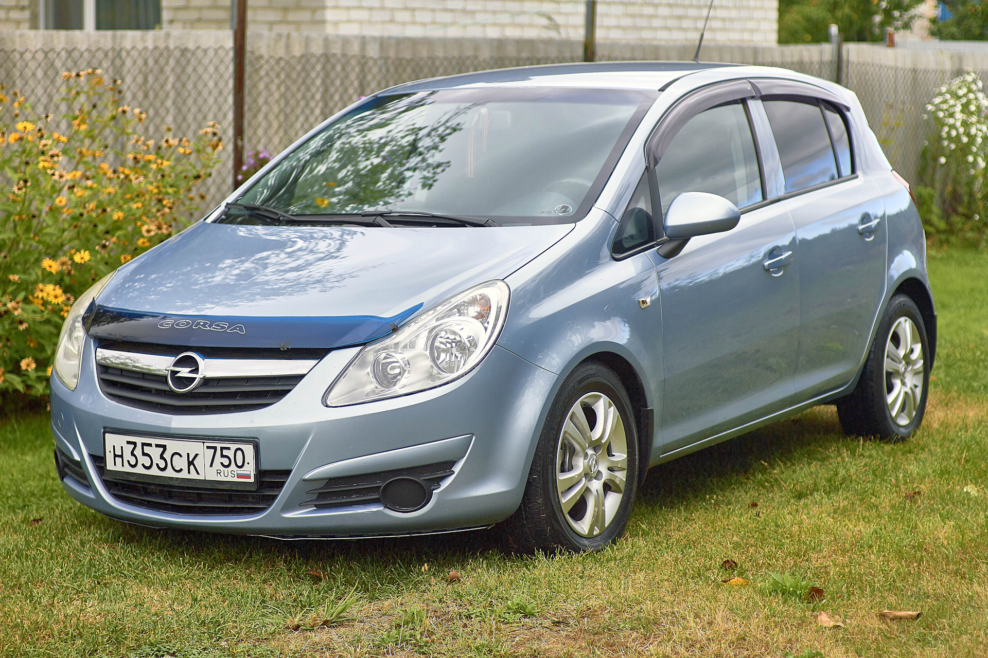 Opel 16v. Подшип.опорный Opel Corsa d,. Опель Корса 2003 года фото. Ходовые огни Опель Корса д. Опель l-а(Аnтаrа), 2009 г..