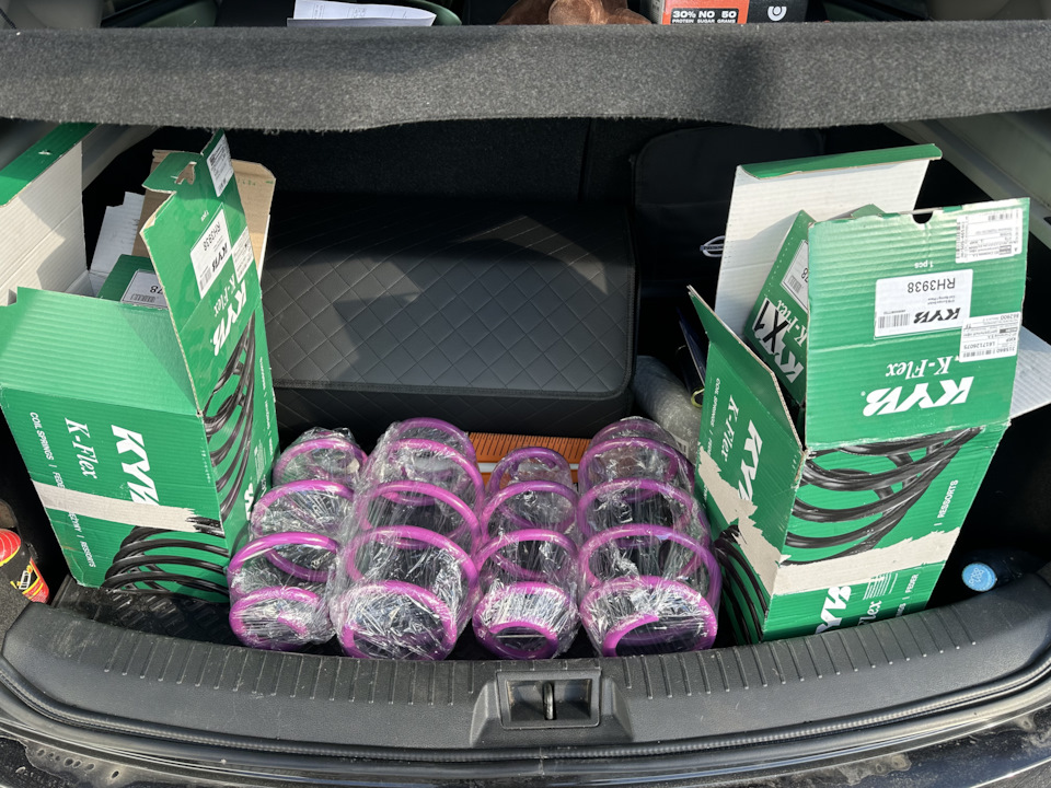 Фото в бортжурнале Nissan Qashqai (1G). Запчасти на фото: RH3938, 0N905