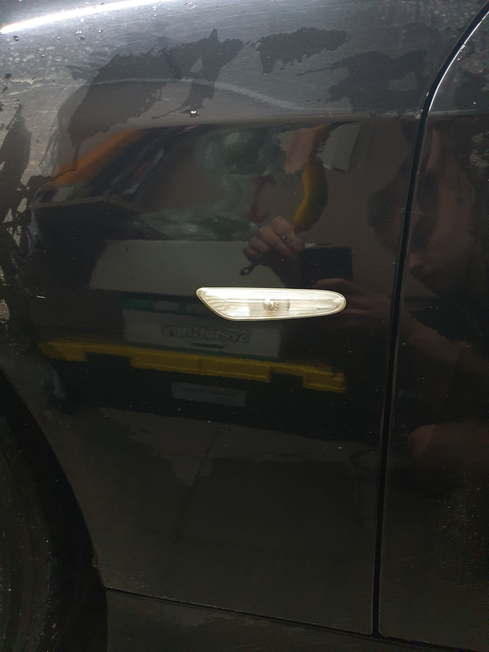 Замена боковых поворотников, ламп в салоне и ламп ближнего света — BMW ...