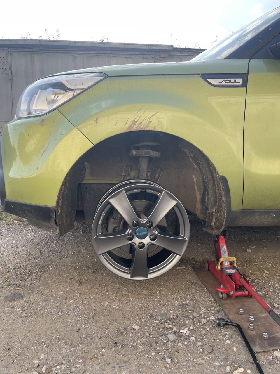 Новые диски в сборе, к зиме готовы — KIA Soul (2G), 1,6 л, 2016 года ...