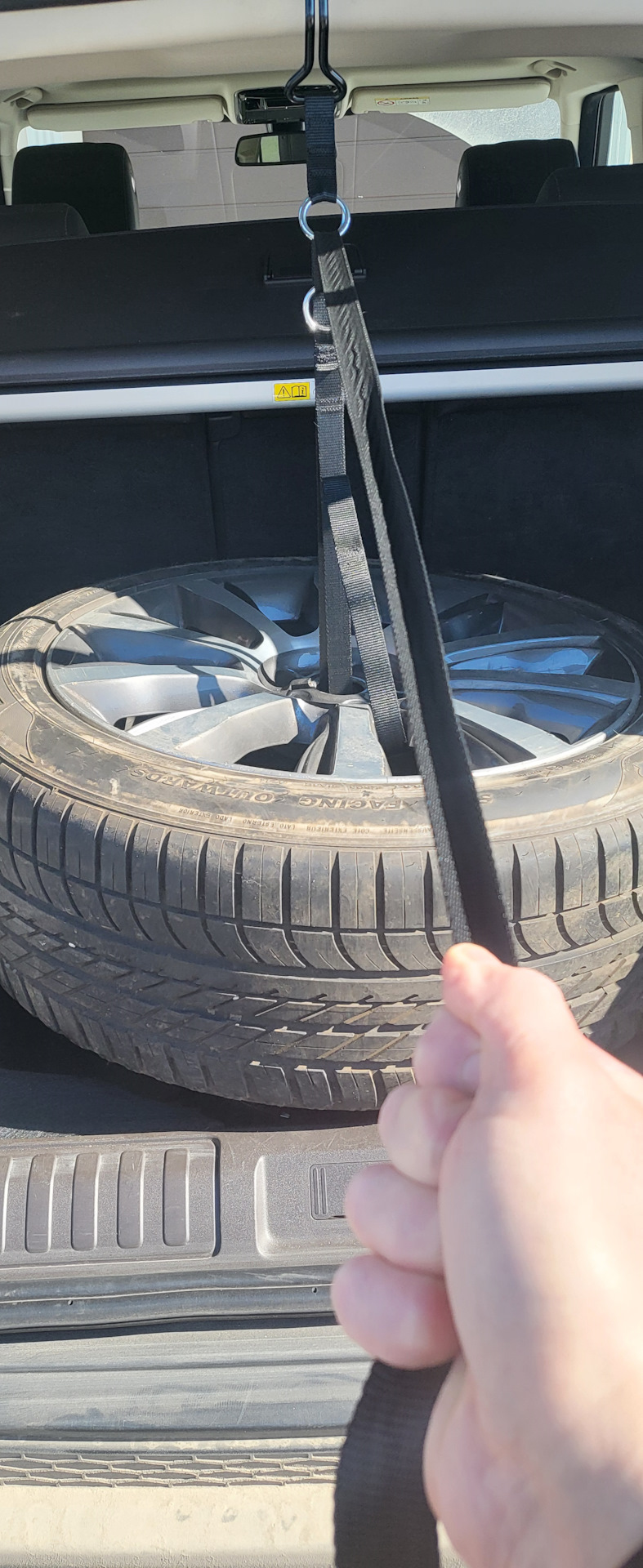 Держатель запасного колеса — Land Rover Range Rover Sport (2G), 4,4 л ...