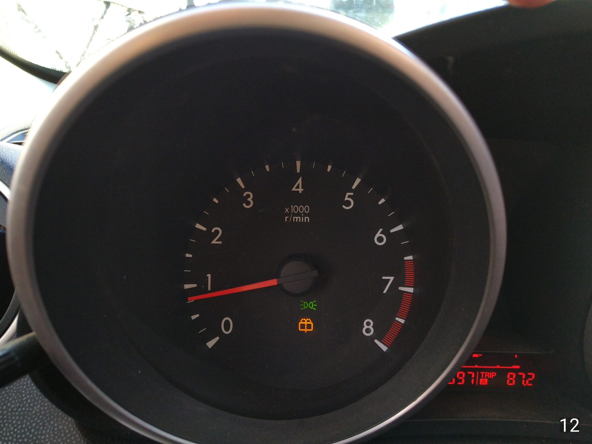 Снова ремонт датчика уровня омывателя — Mazda 3 (2G) BL, 1,6 л, 2010 ...