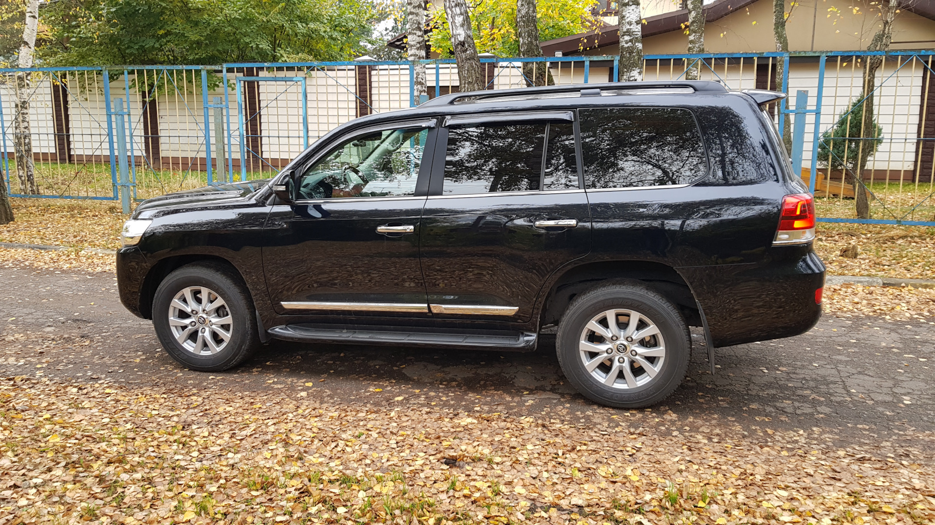 Toyota Land Cruiser 200 4.5 дизельный 2015 | 2❍❍ მиპеʌь МᗩPᑢʘ᙭ʘმ II на  DRIVE2