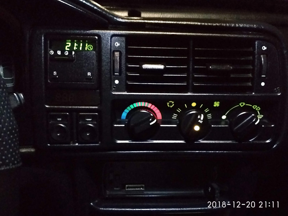 Замена ламп подсветки панели приборов+замена эмулятора лямбда-зонда ...