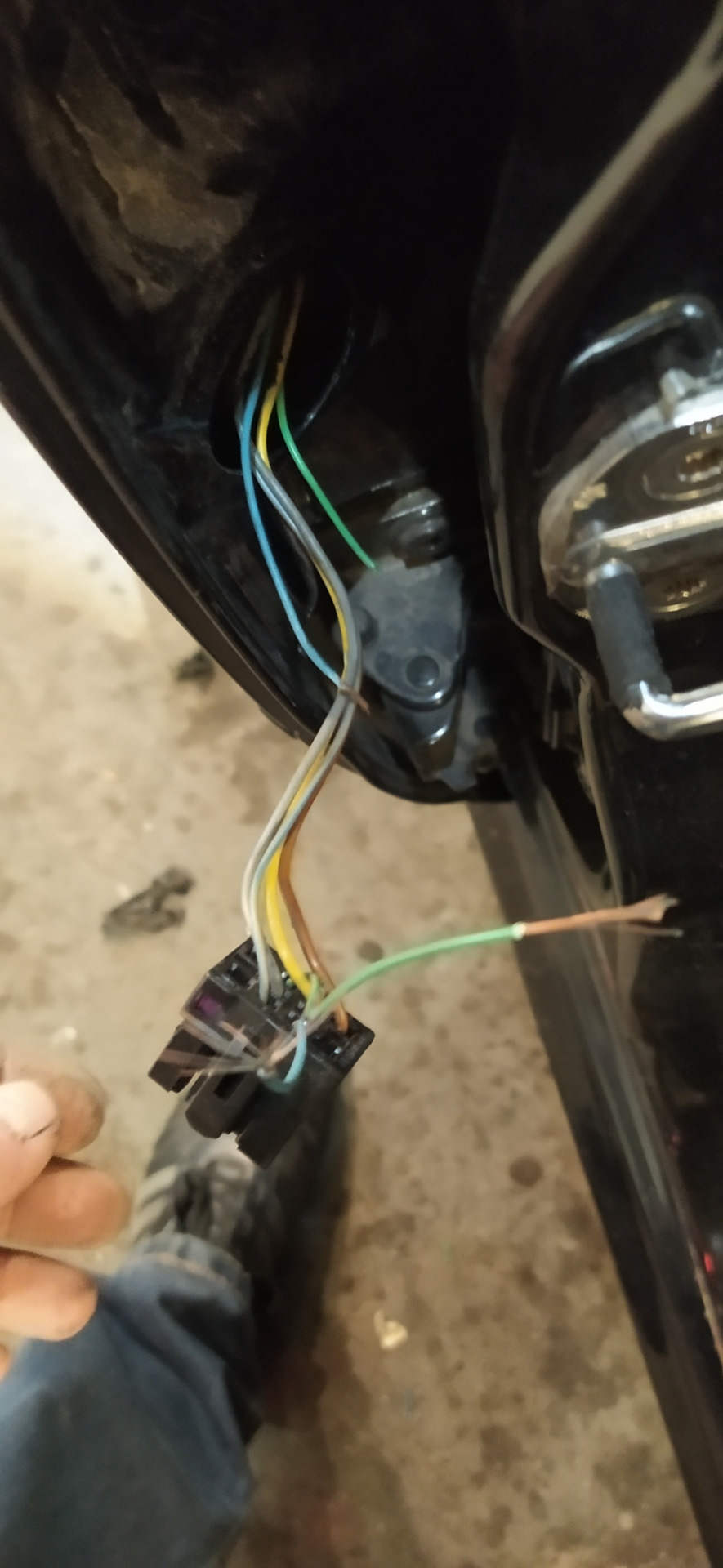 Не открывается задняя дверь Шкода тур — Skoda Octavia Combi A4 Mk1, 2 л ...