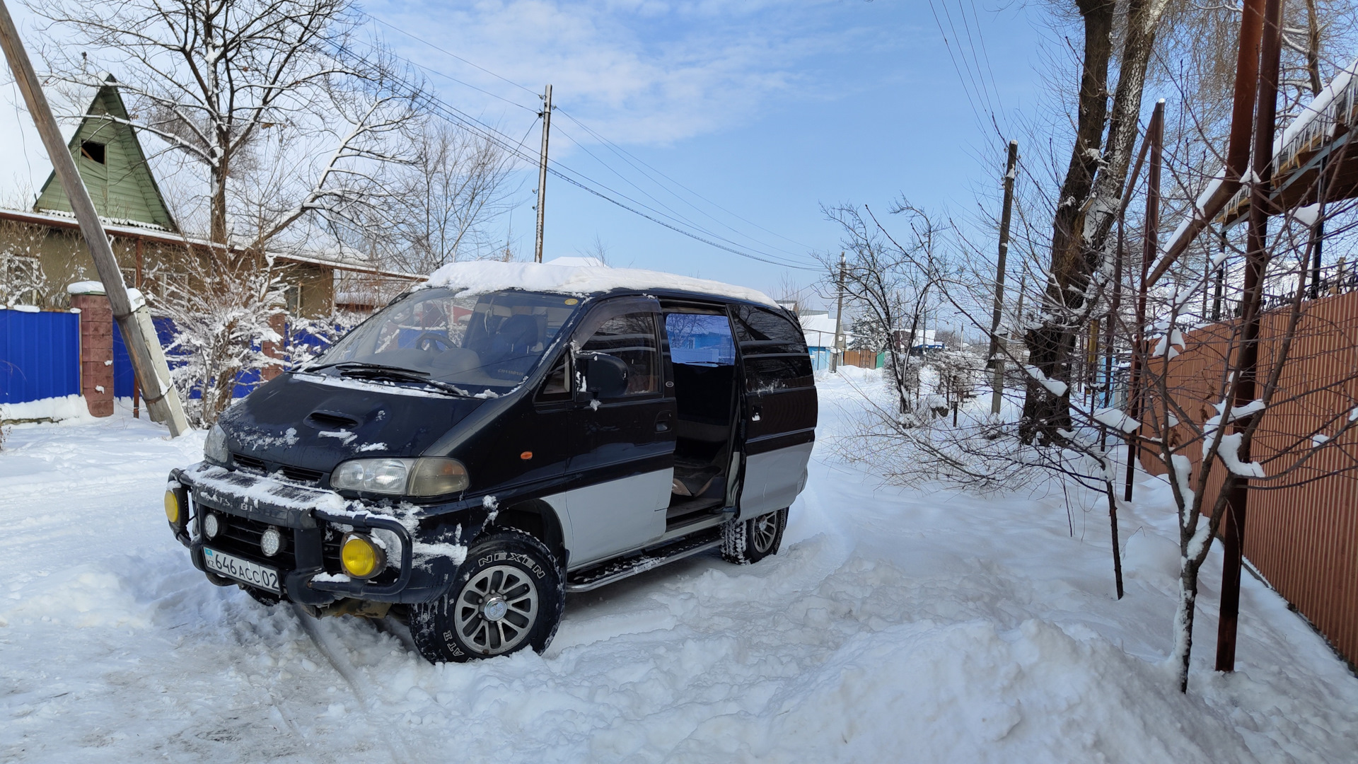 Mitsubishi Delica (L400) 2.8 дизельный 1994 | Булка на DRIVE2