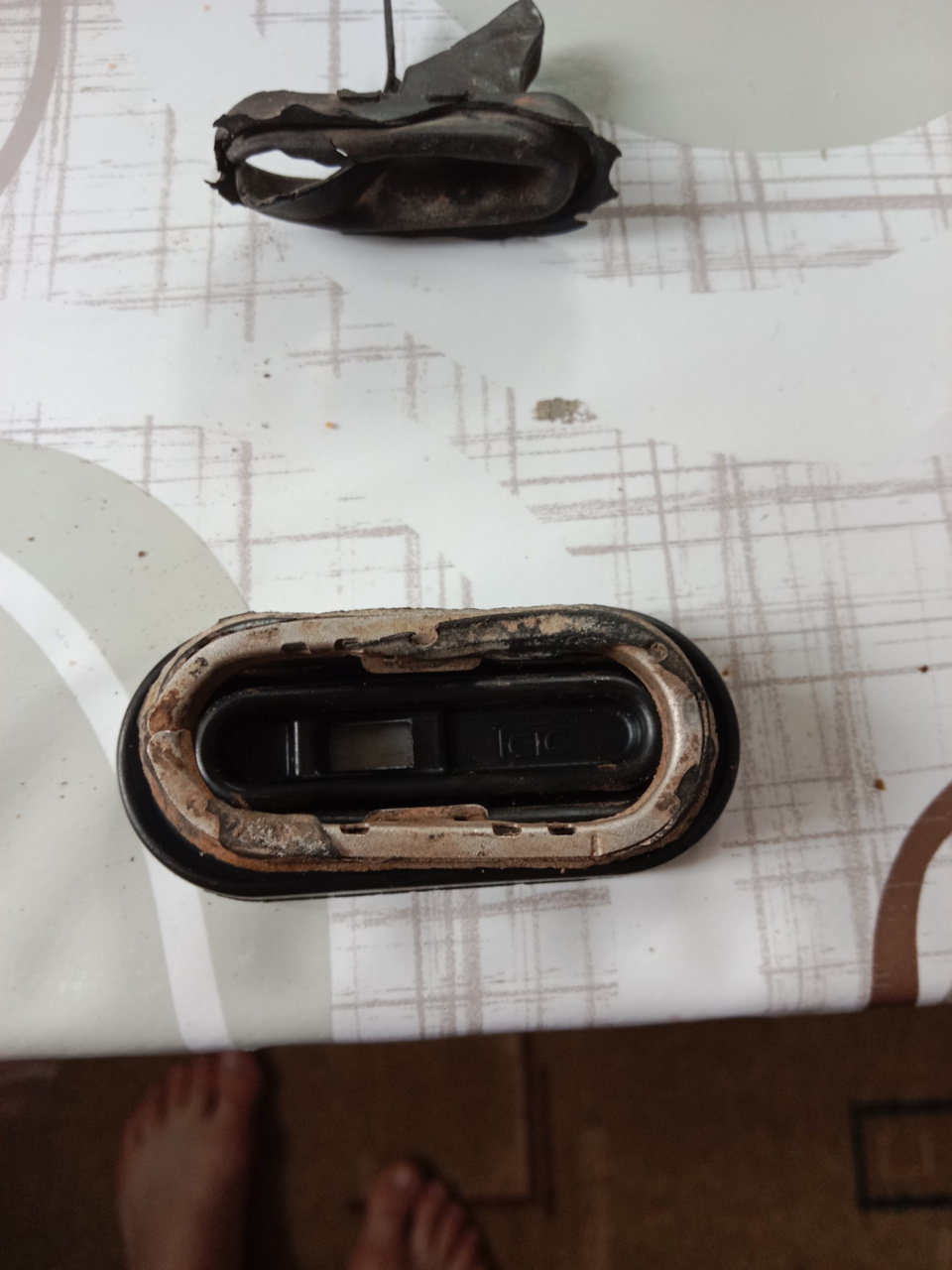 Пыльник ручного тормоза Вектра Б — DRIVE2