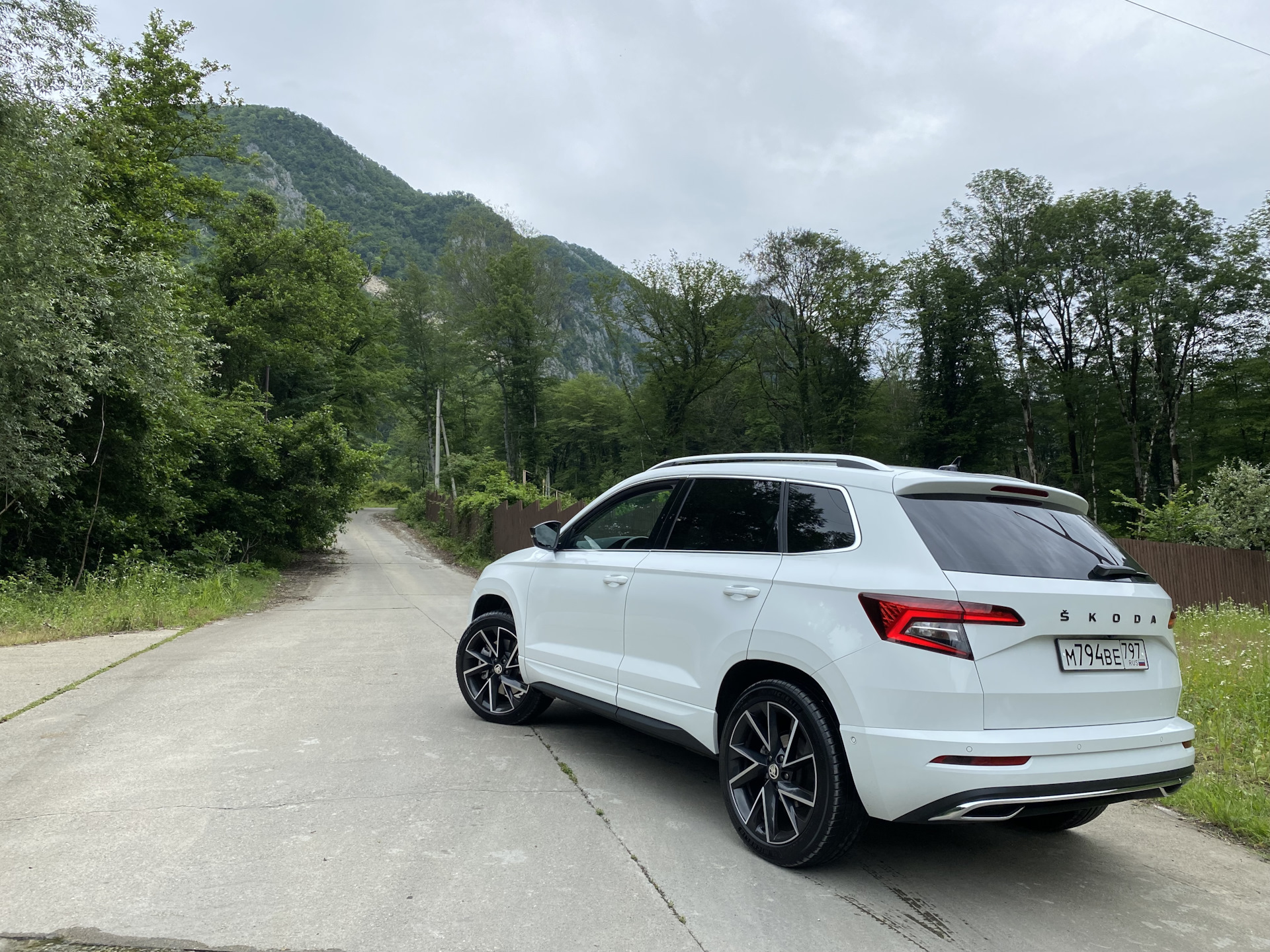 Karoq SportLine по-русски — Skoda Karoq, 1,4 л, 2020 года | тюнинг | DRIVE2