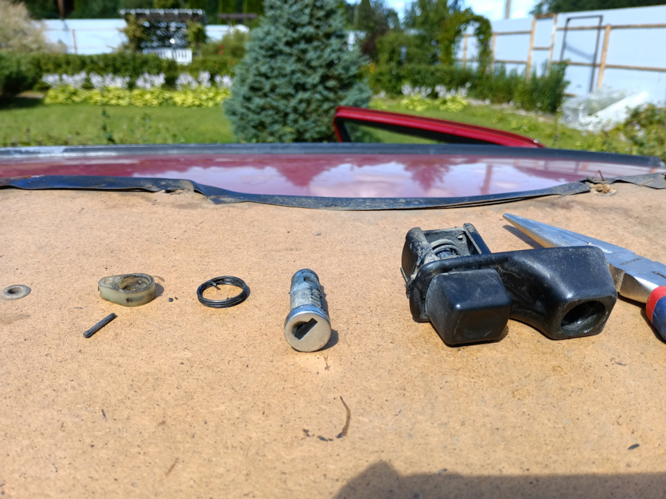 Замена личинок дверных замков на Оке. — Lada 11113 Ока, 0,8 л, 2005 ...