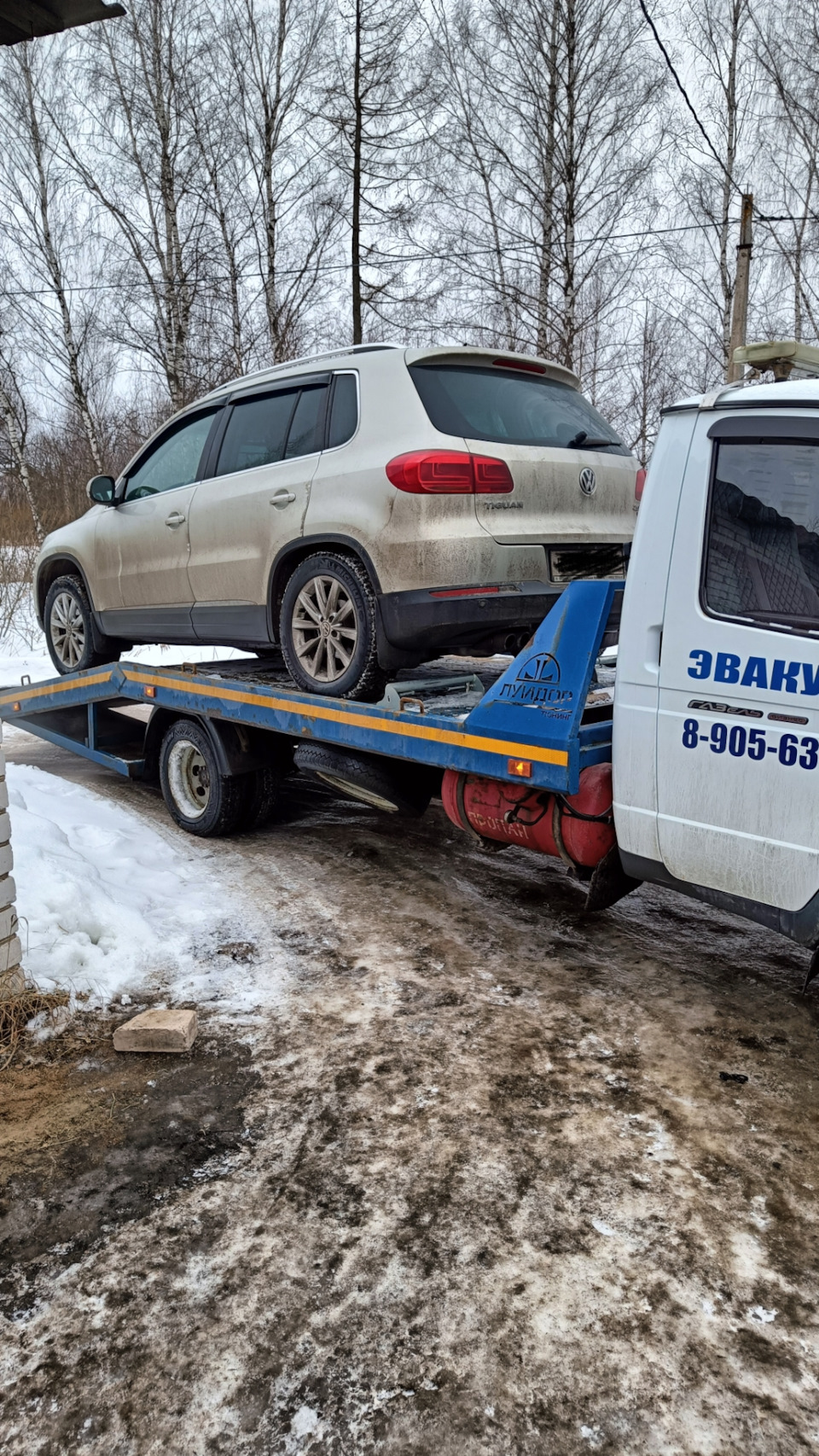 Электро-ручник — Volkswagen Tiguan (1G), 2 л, 2012 года | поломка | DRIVE2