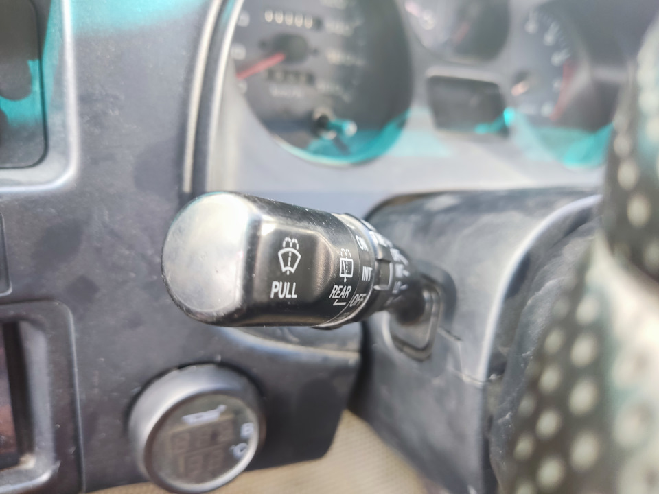 Встаёт идеально — Toyota RAV4 (I)