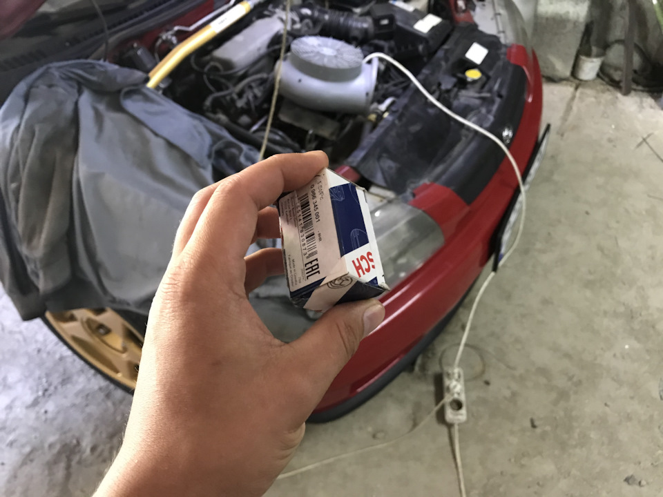 Замена датчика давления масла и регулировка клапанов — Mazda 323 V, 1,3 ...