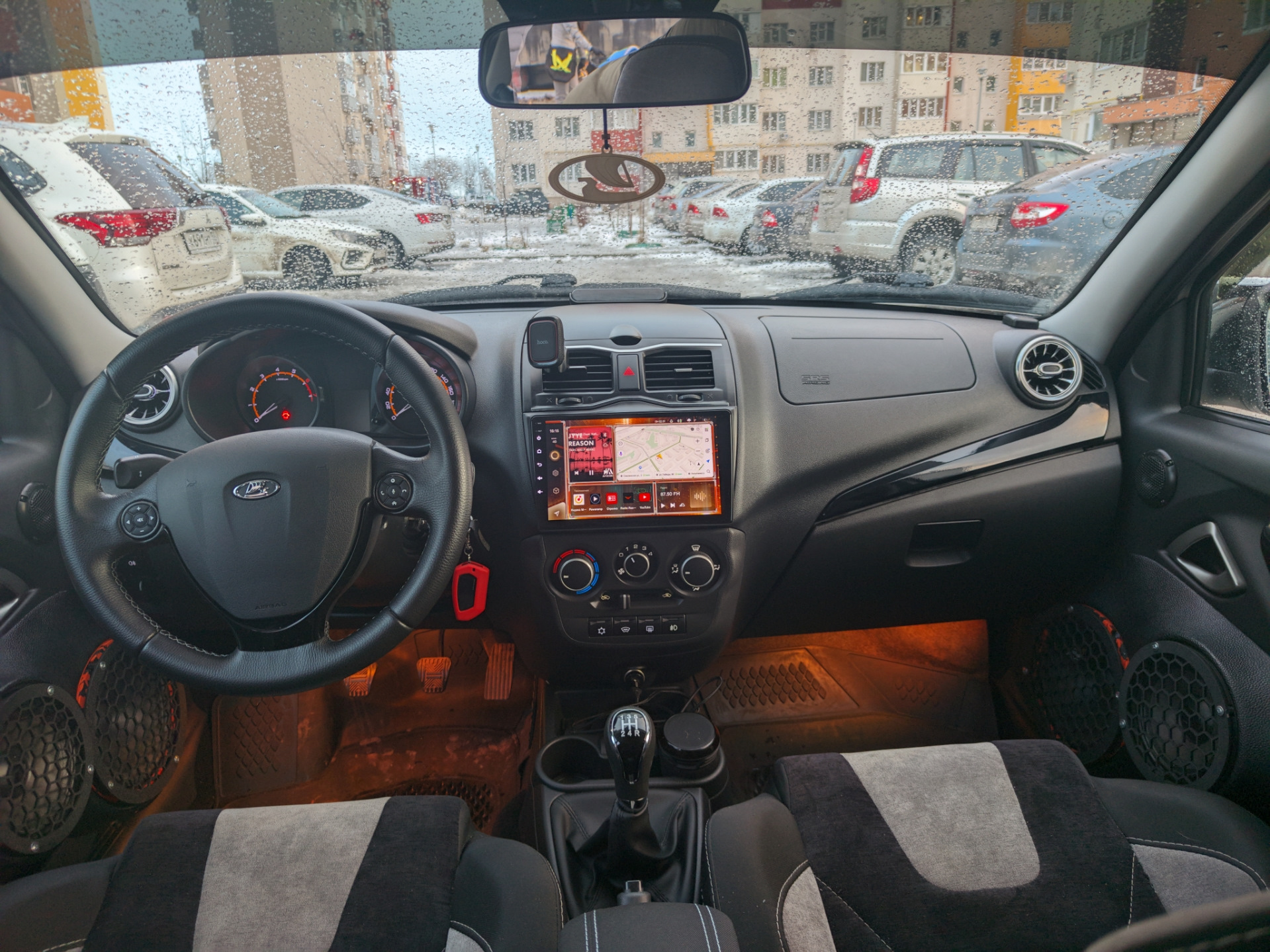 Воздуховоды AMG, подсветка — Lada Гранта (2G) FL, 1,6 л, 2020 года ...