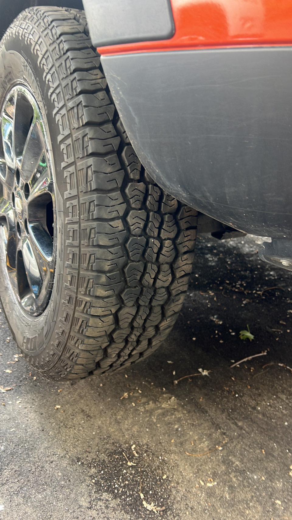 А/Т резина и автобокс. — Renault Duster (1G), 2 л, 2018 года ...