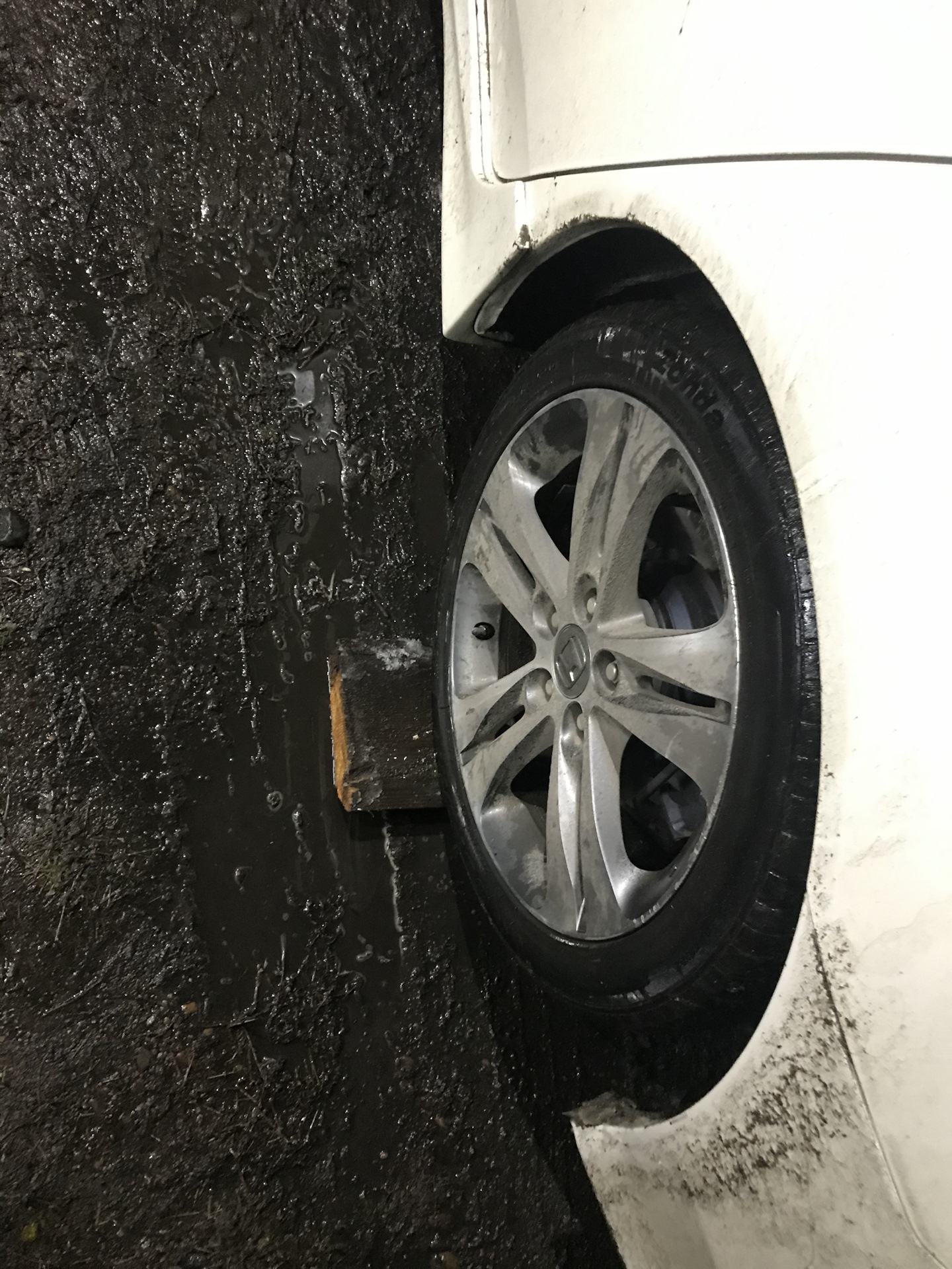 Переобувка и установка проставок на заднюю ось) — Honda Accord (8G), 2 ...