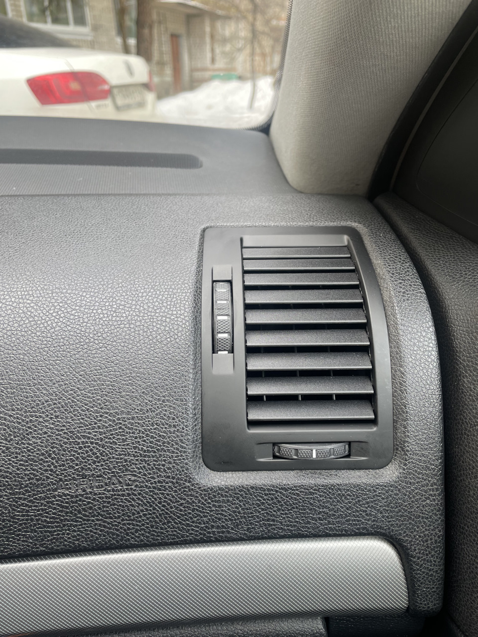 Дефлектор воздуховода и ремкомплект — Skoda Octavia A5 Mk2, 1,8 л, 2012 ...