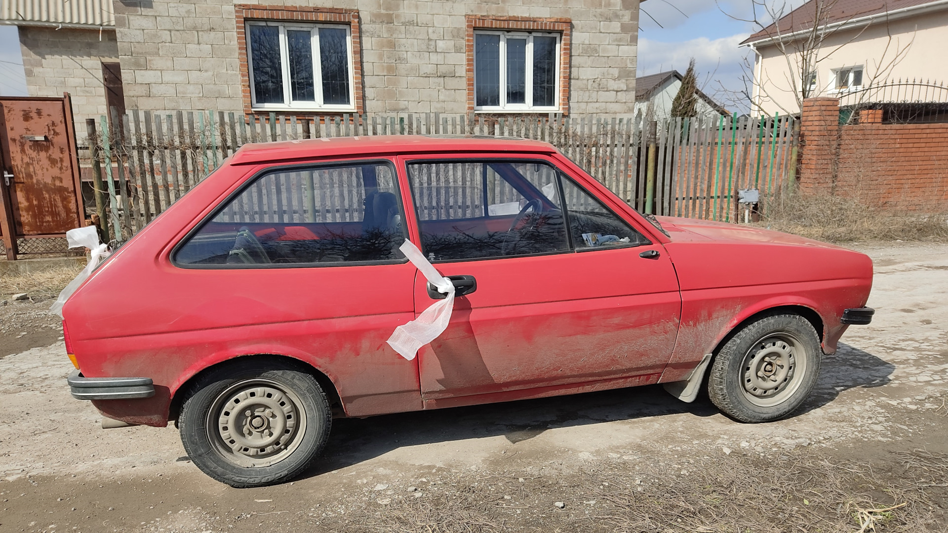 Ford Fiesta (Mk I) 1.1 бензиновый 1978 | Красная газировка на DRIVE2