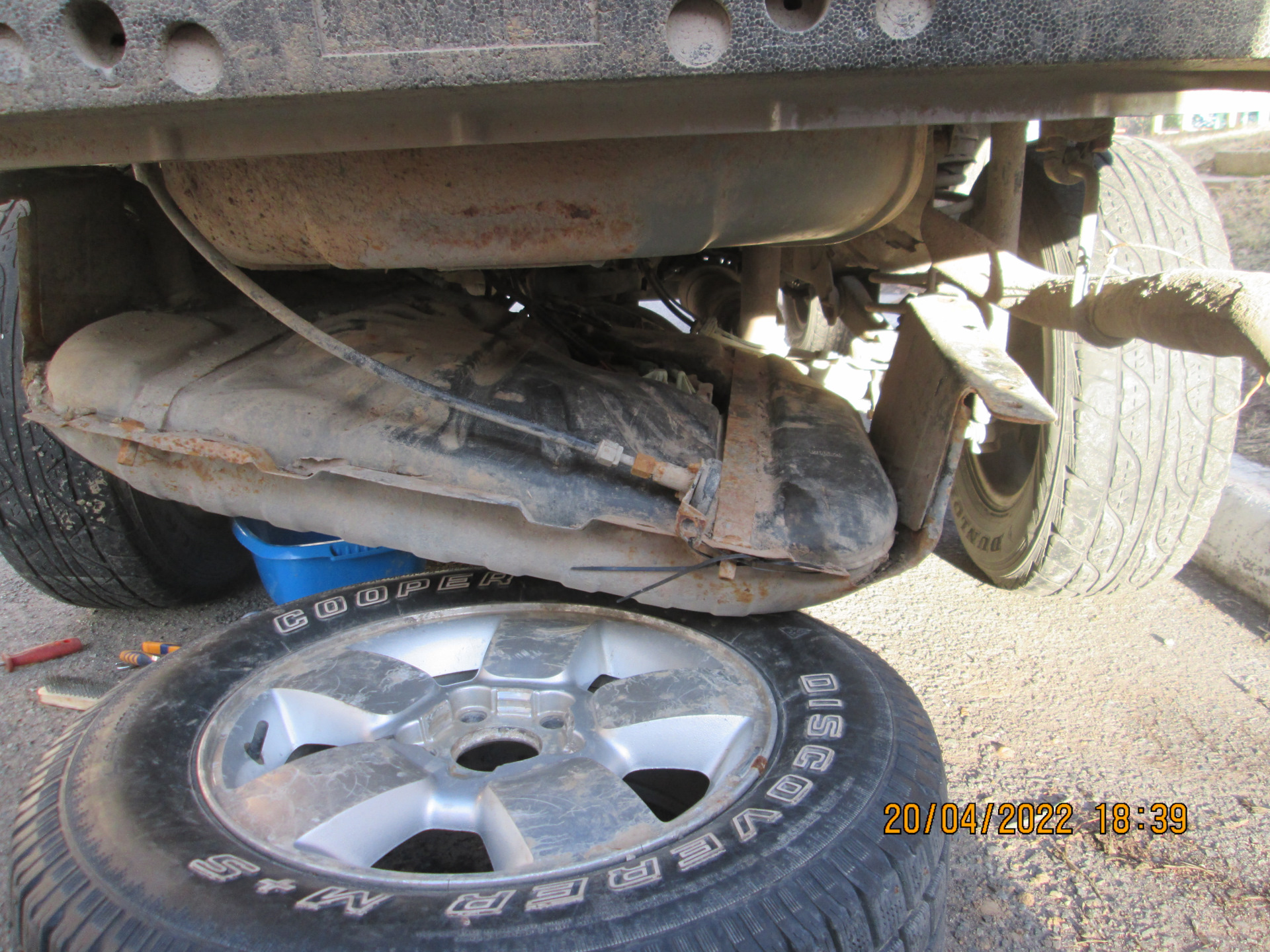 Чероки WJ не заводится(решено). Продолжение. А также замена бензонасоса ...