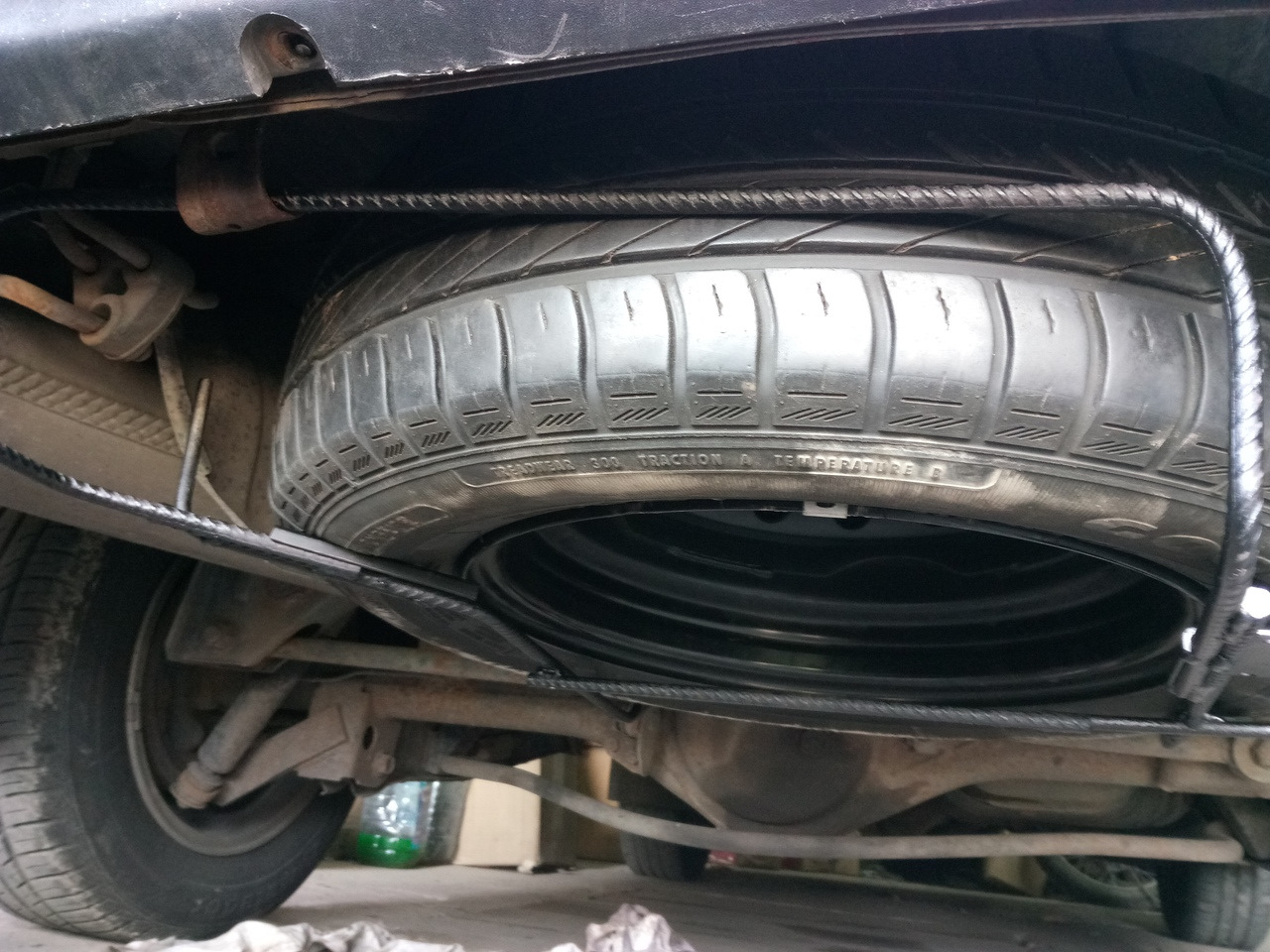 Как снять запаску на тойота Запаска - Toyota Lite Ace, 2 л, 1991 года своими руками DRIVE2