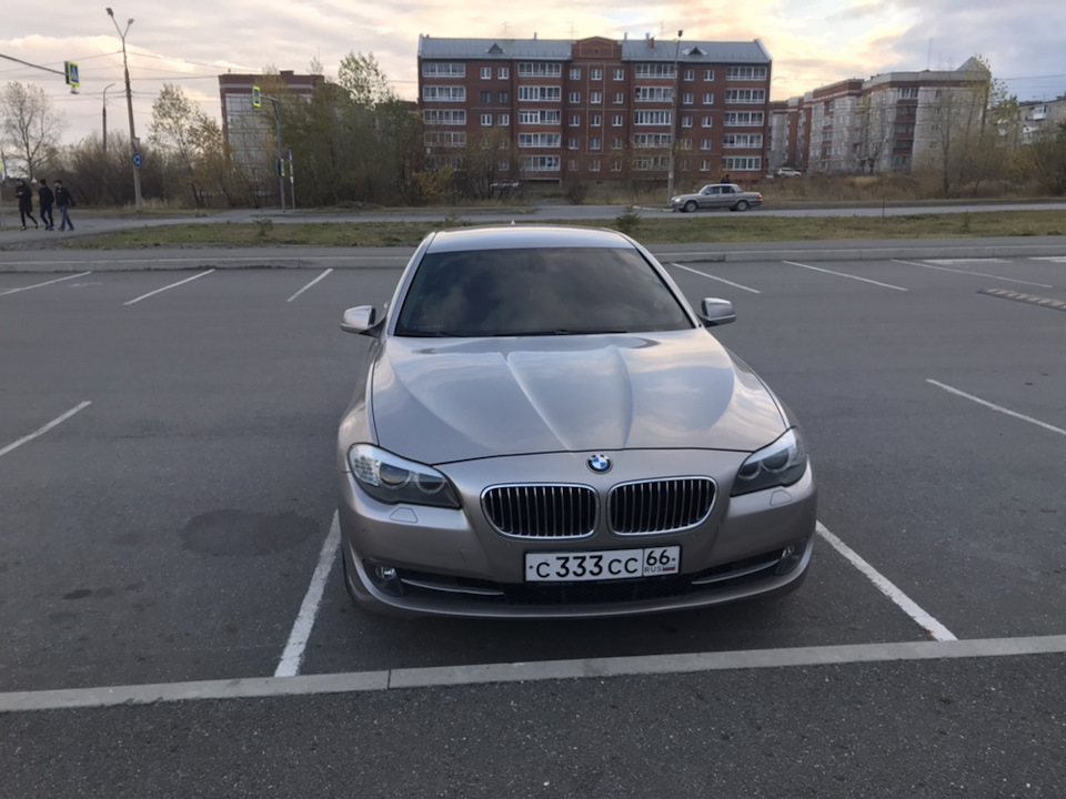 Номера авто свердловская область. BMW гос номер 333. БМВ м5 гос номер 000. БМВ госномер в003ре36. БМВ номера 050 161.