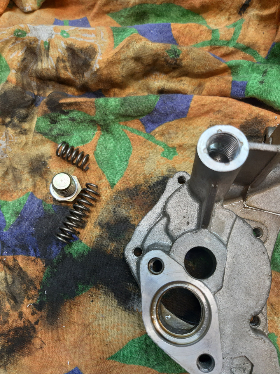 Установка дизельной шестерни, замена масляного стакана — Audi A4 Avant ...