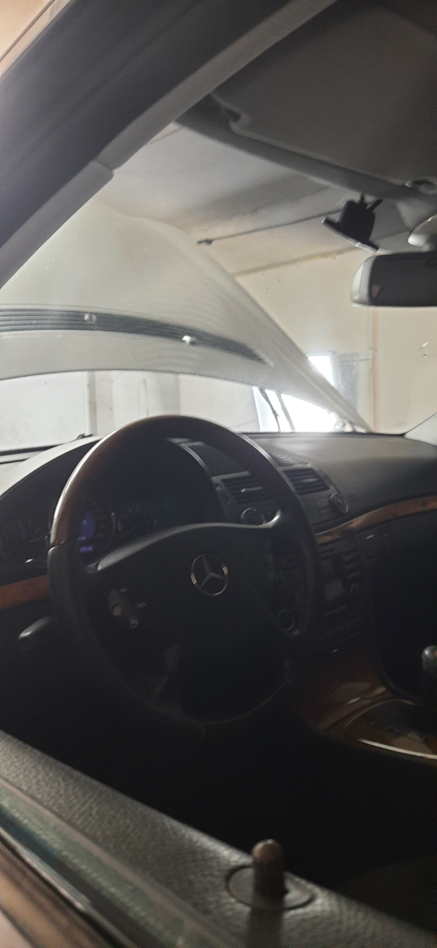 Фото в бортжурнале Mercedes-Benz E-class (W211)