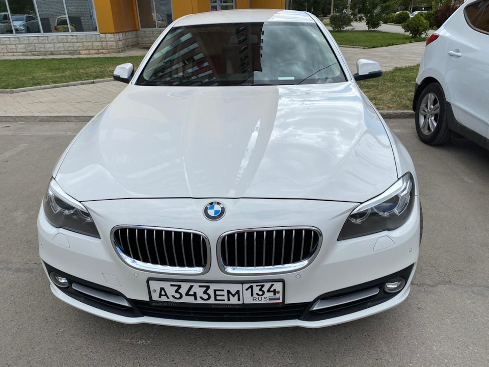 Бмв 520 2014. BMW 520i 2014. BMW 520 2014. BMW 520 рест характеристики.