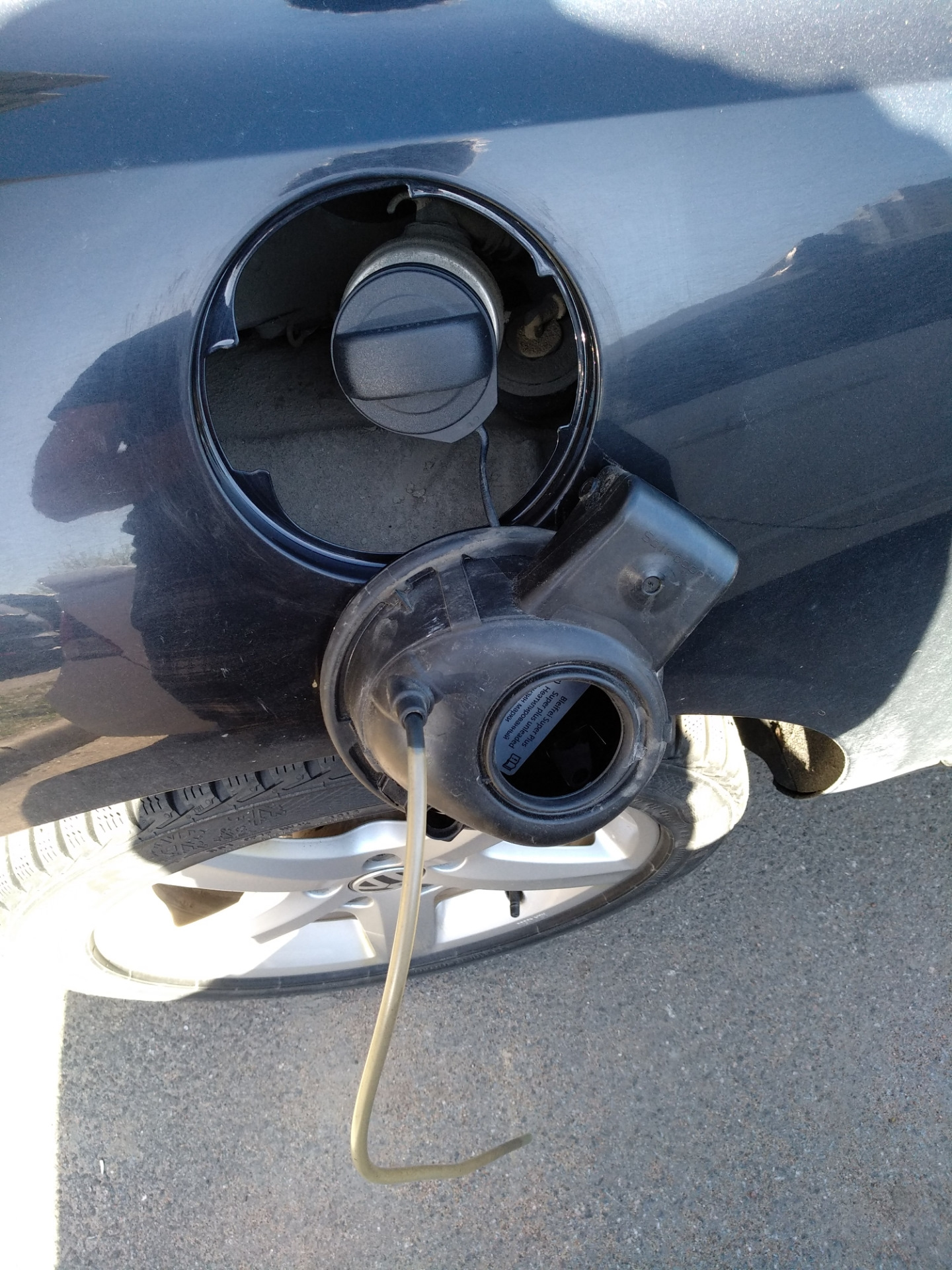 Замена Actuator он же (Элемент исполнительный) лючка бензобака в ...