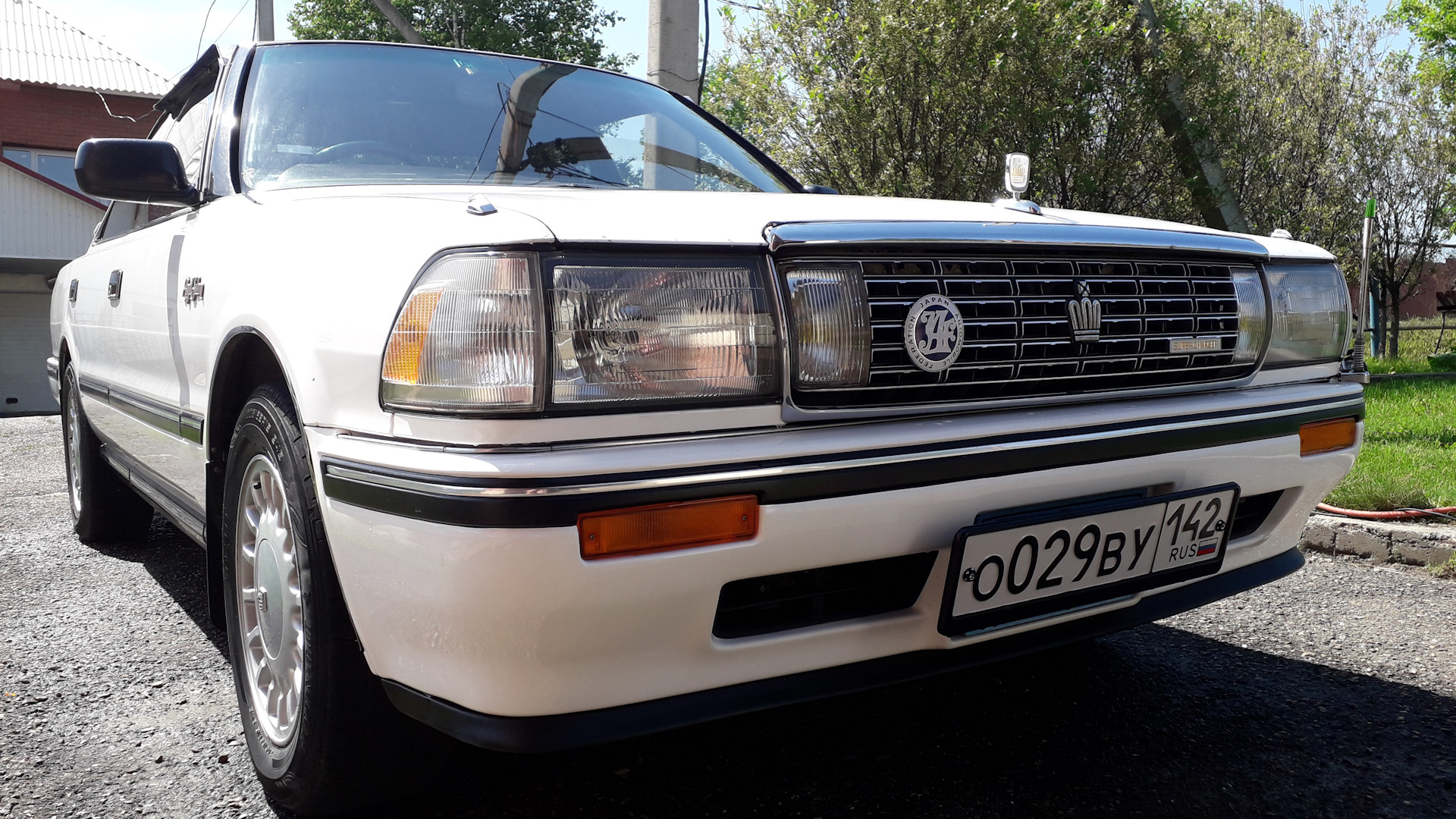 Toyota Crown (S130) 2.0 бензиновый 1991 | Белый ЛЕБЕДЬ на DRIVE2