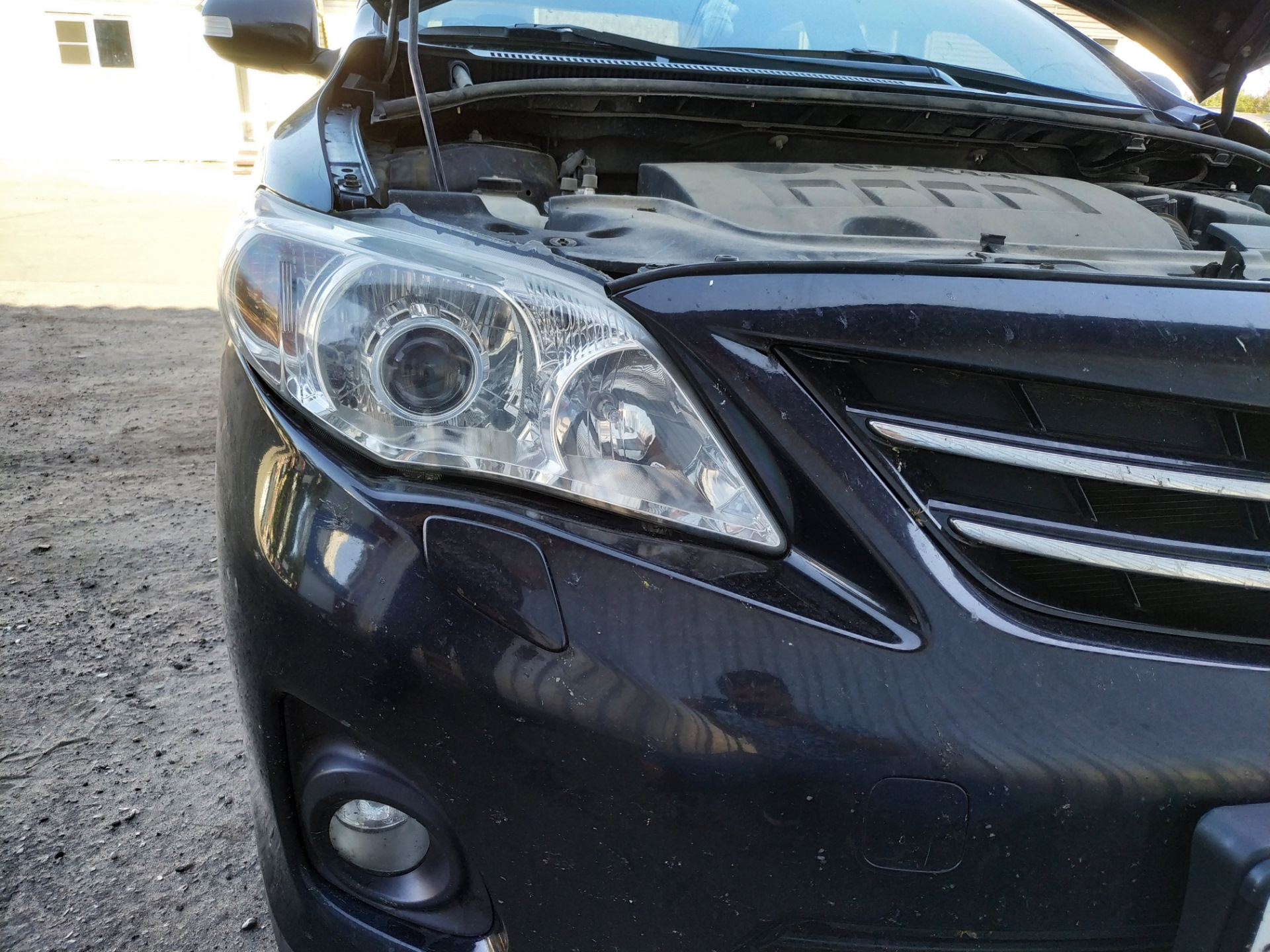 Установка фар с линзами. — Toyota Corolla (140/150), 1,6 л, 2012 года ...
