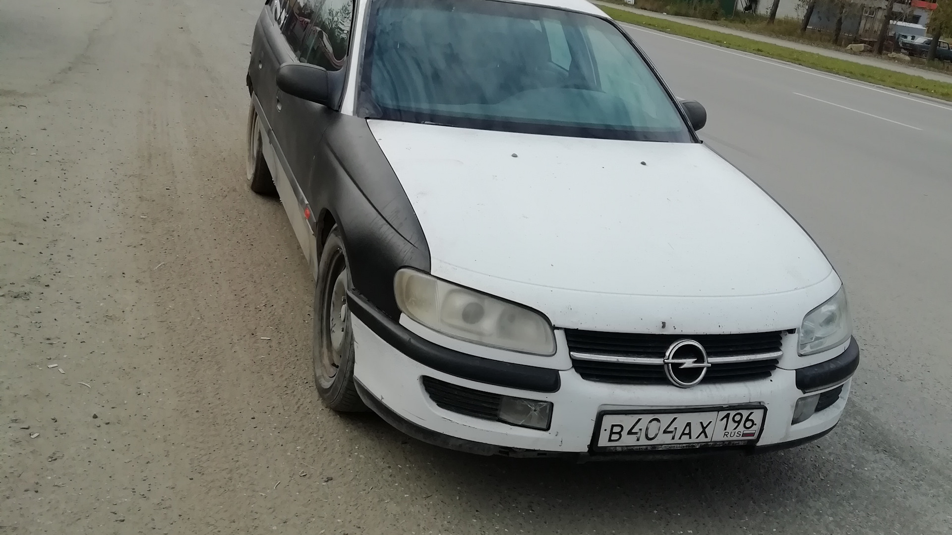 Opel Omega B 2.0 бензиновый 1998 | Черно-белая на DRIVE2