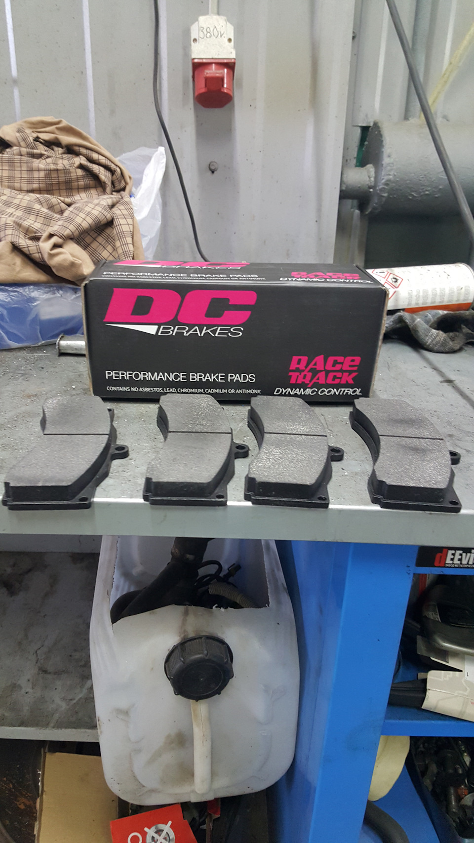 DC brakes race track — Volkswagen Scirocco (3G), 1,4 л, 2011 года ...