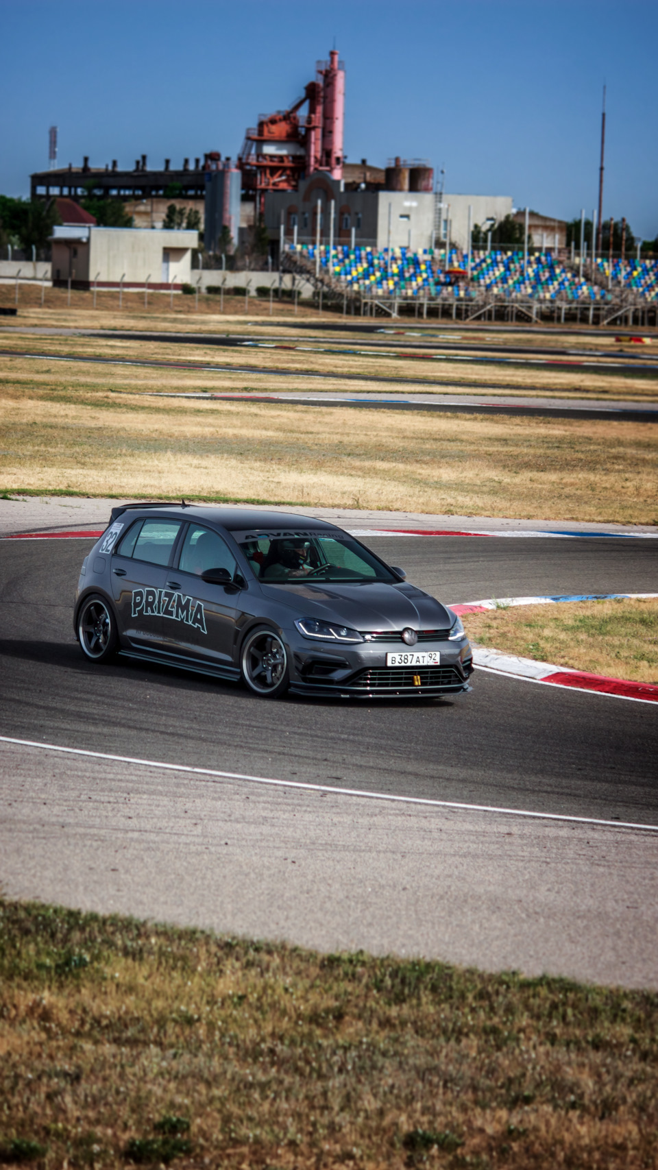 Photo from the logbook Volkswagen Golf R Mk7