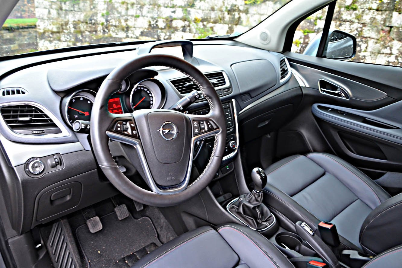 Как снять панель опель мокка Выборы в параллельной вселенной - Opel Mokka, 1,4 л, 2014 года рейтинг и продвиж