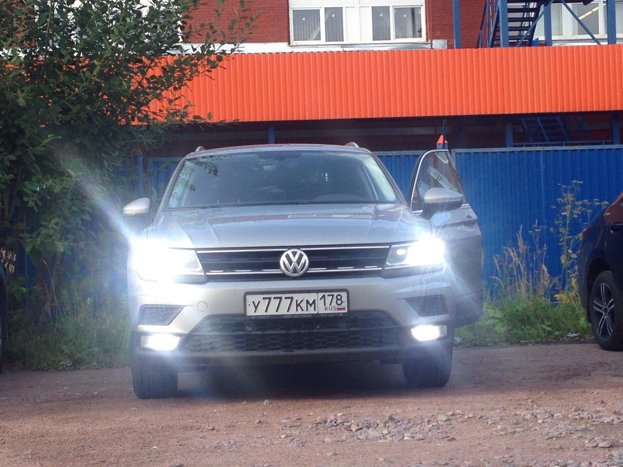 Тигуан лампочка. ПТФ led VW Tiguan 2017 MTF. MTF Light Tiguan 2. Led ПТФ Tiguan 2020. ПТФ Tiguan 2 адаптивные.