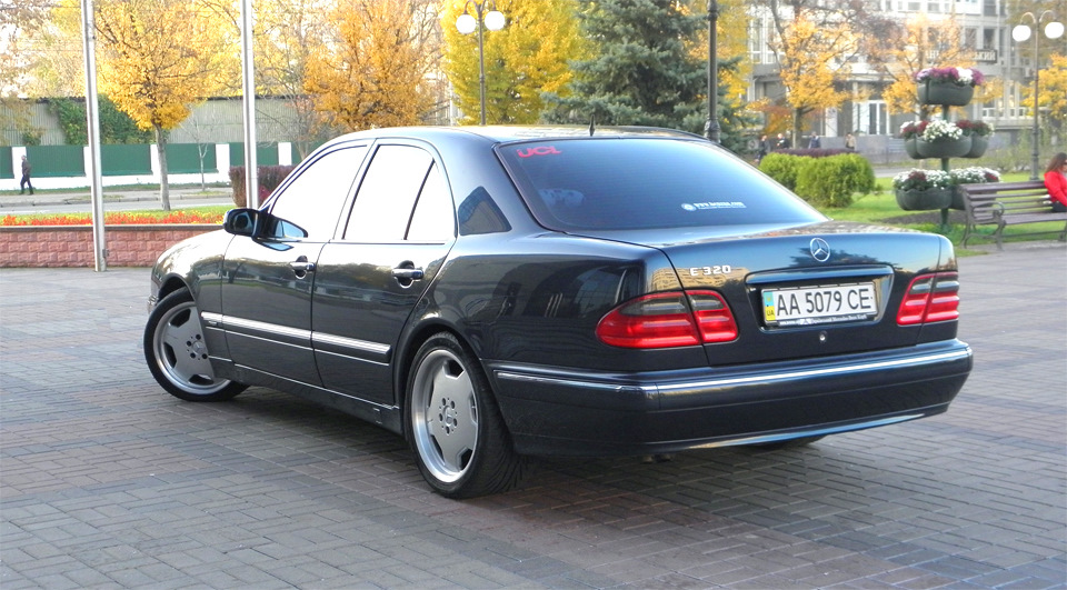 Mercedes Benz w210 Monoblock