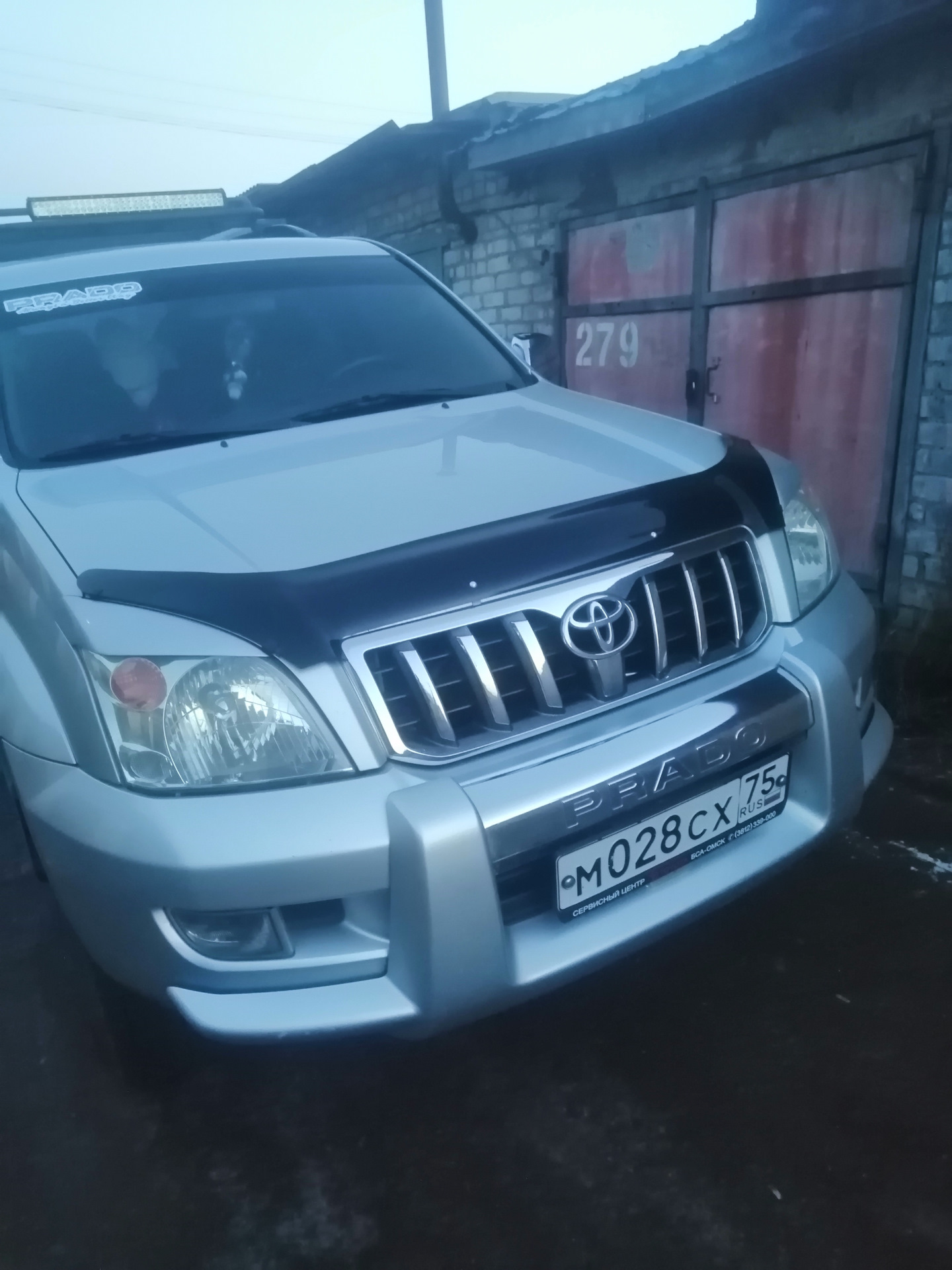 Мухобойка — Toyota Land Cruiser Prado 120-series, 2,7 л, 2005 года ...