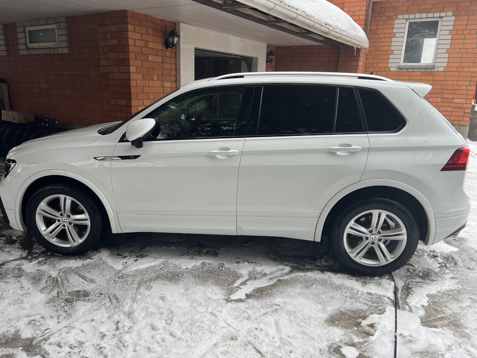 Продажа дисков — Volkswagen Tiguan (2G), 2 л, 2018 года | колёсные ...