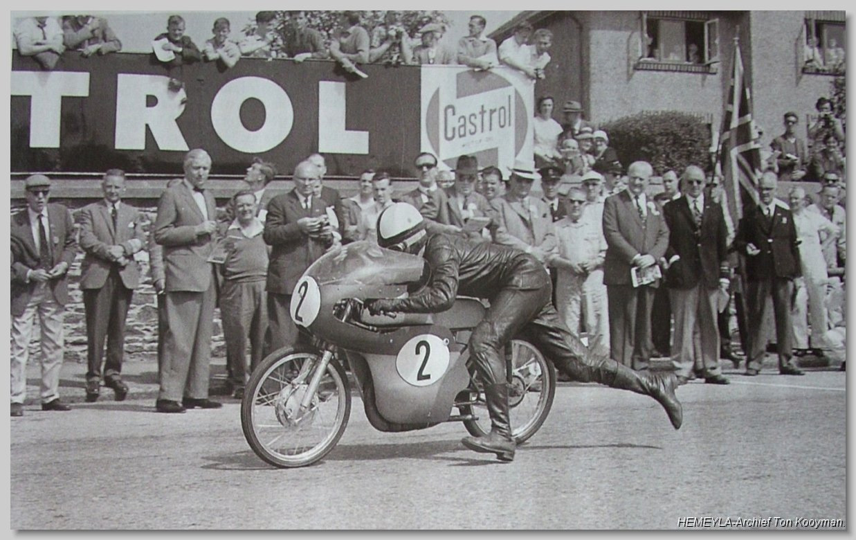 львов 1930 год. гран-при великобритании 1950 - первая гонка формулы-1. история гран. гран-при санкт-петербургского автоклуба 1913 года. жиль вильнев монако.