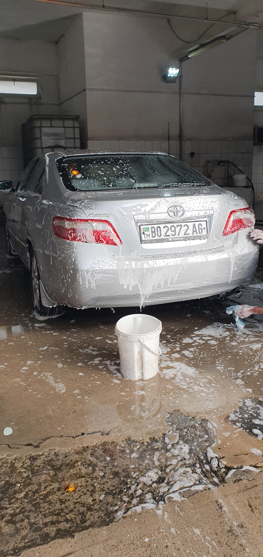 Водные процедуры — Toyota Camry (XV40), 2,4 л, 2008 года | мойка | DRIVE2