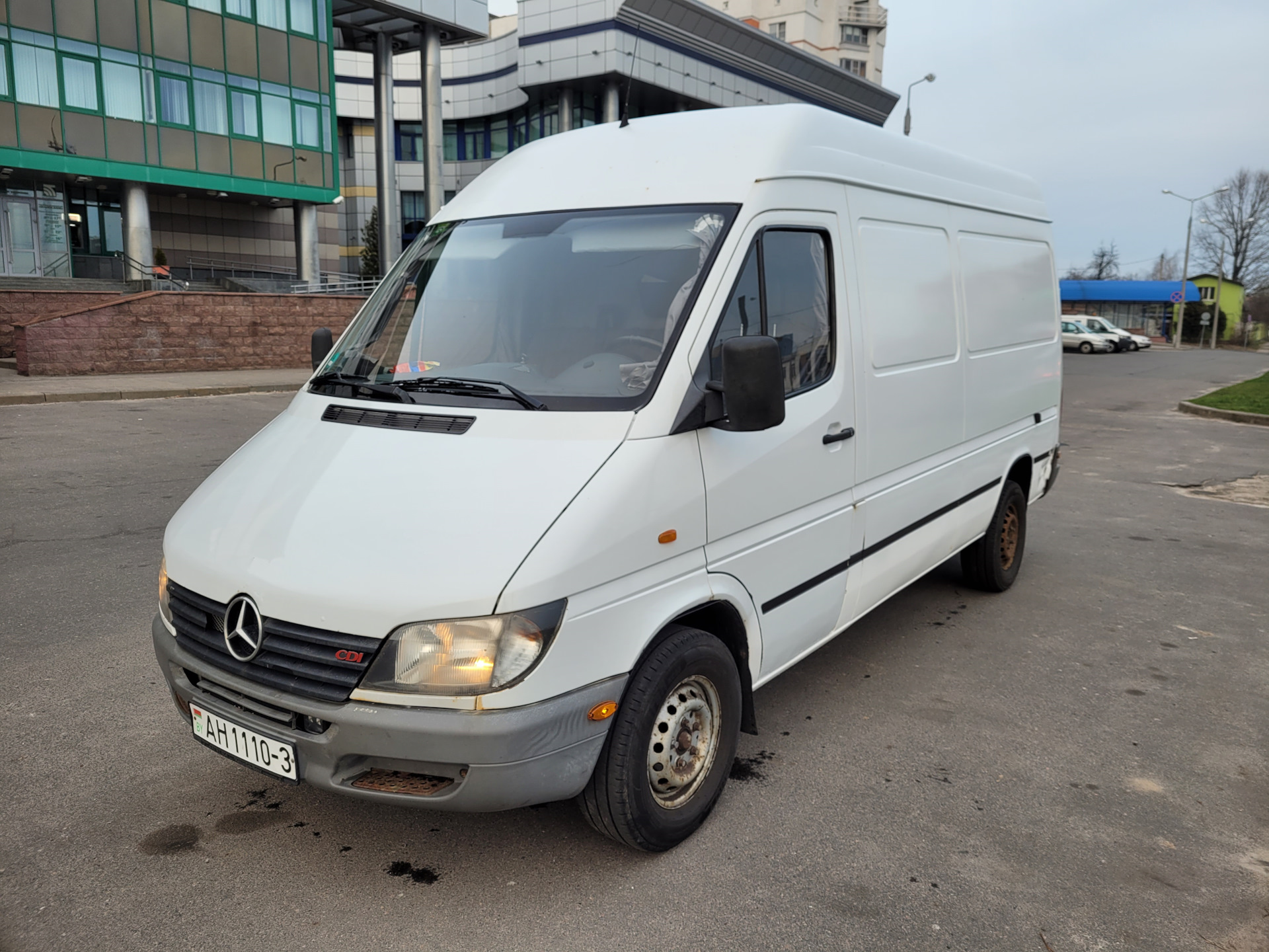 спринтер 1. Mercedes benz sprinter модель 1:18 доработанный. мерседес спринтер 1g 2. спринтер 1. Mercedes sprinter 1998.