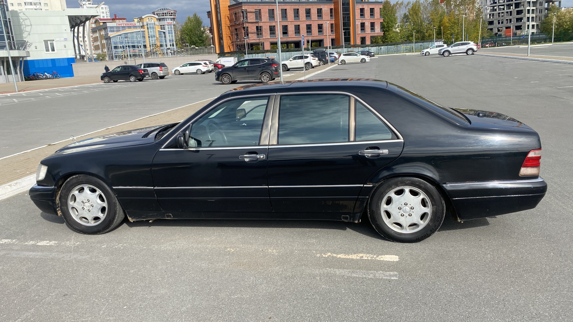 Mercedes-Benz S-Class (W140) 3.2 бензиновый 1995 | Чёрная Муся на DRIVE2