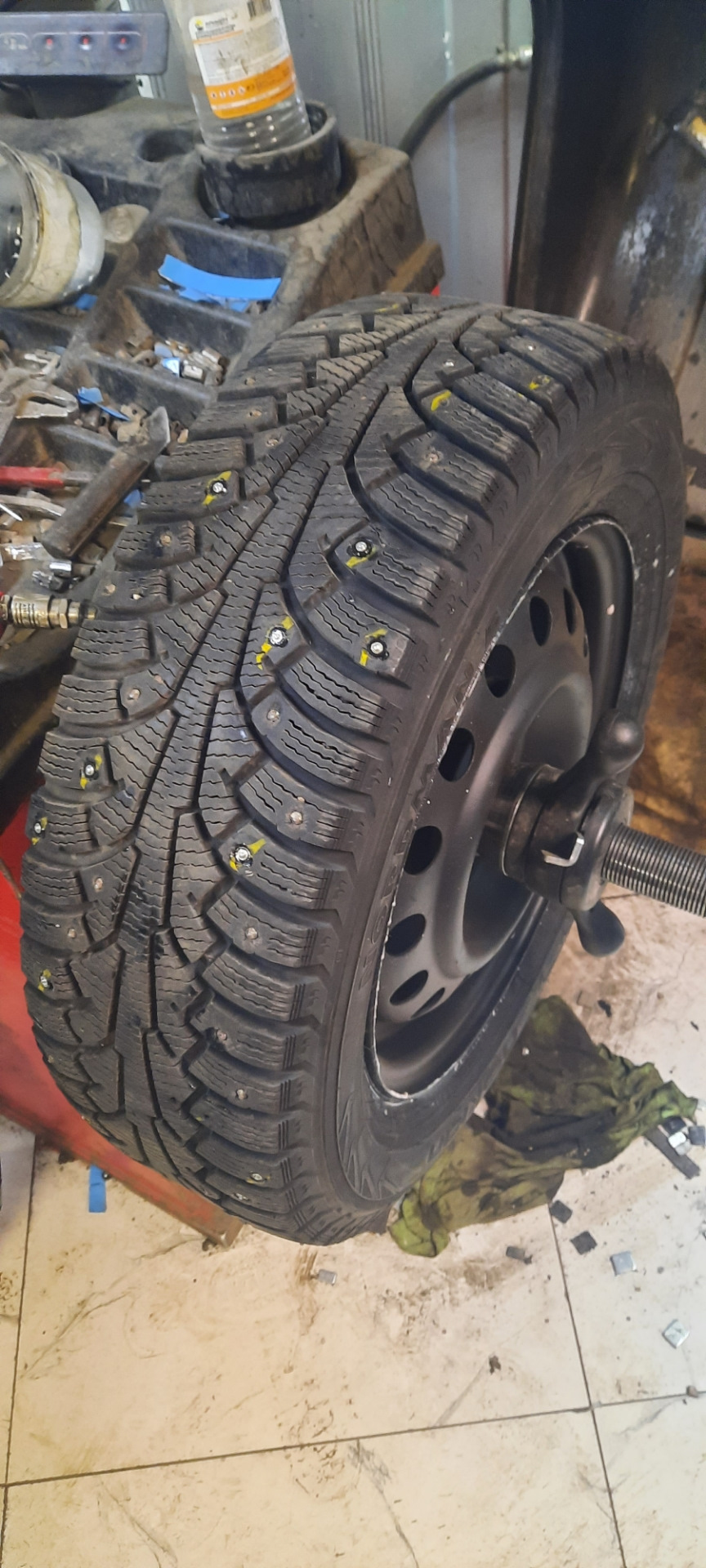 Дошиповка колес — Hyundai Elantra (4G), 1,6 л, 2008 года | шины | DRIVE2