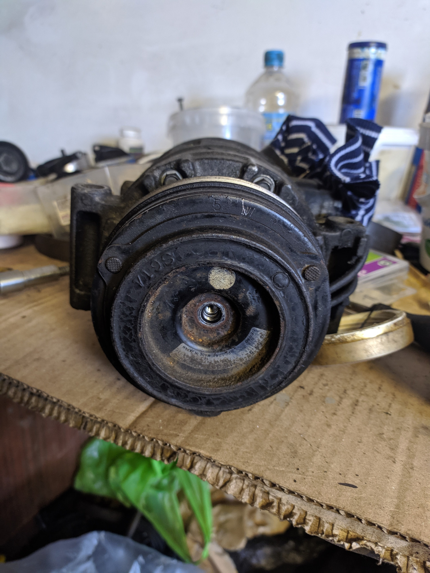 Замена подшипника шкива компрессора кондиционера Denso 7SBU16C — BMW 3 ...